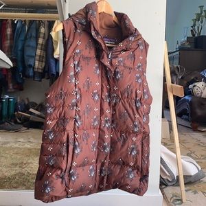 Women’s Patagonia vest! Really beautiful vest!